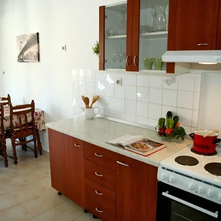 Melody Apartment Split